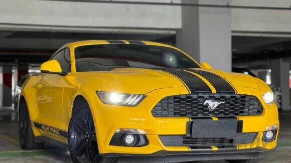 2017 Ford Mustang 2.3 EcoBoost SUPER LOW MILEAGE REG YEAR 2022